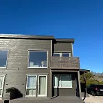 Lofoten, דירה *